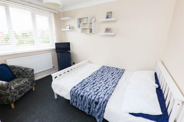 Farringdon Drive, New Rossington, Doncaster