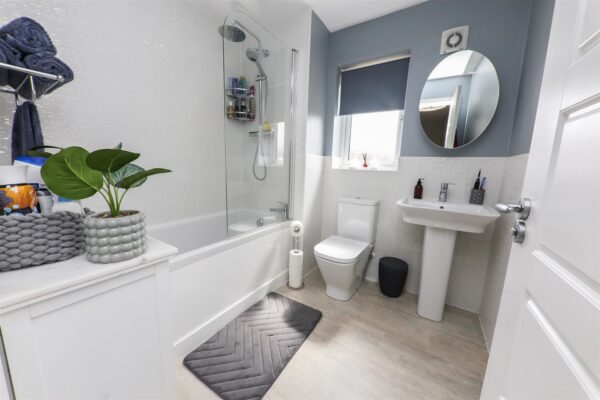 Athelstane Crescent, Edenthorpe, Doncaster