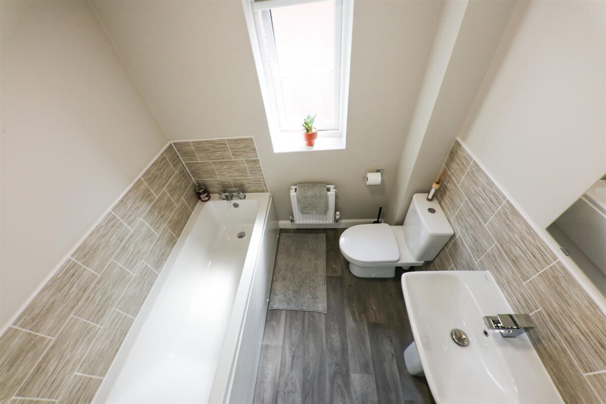 Jenkin Close, New Rossington, Doncaster