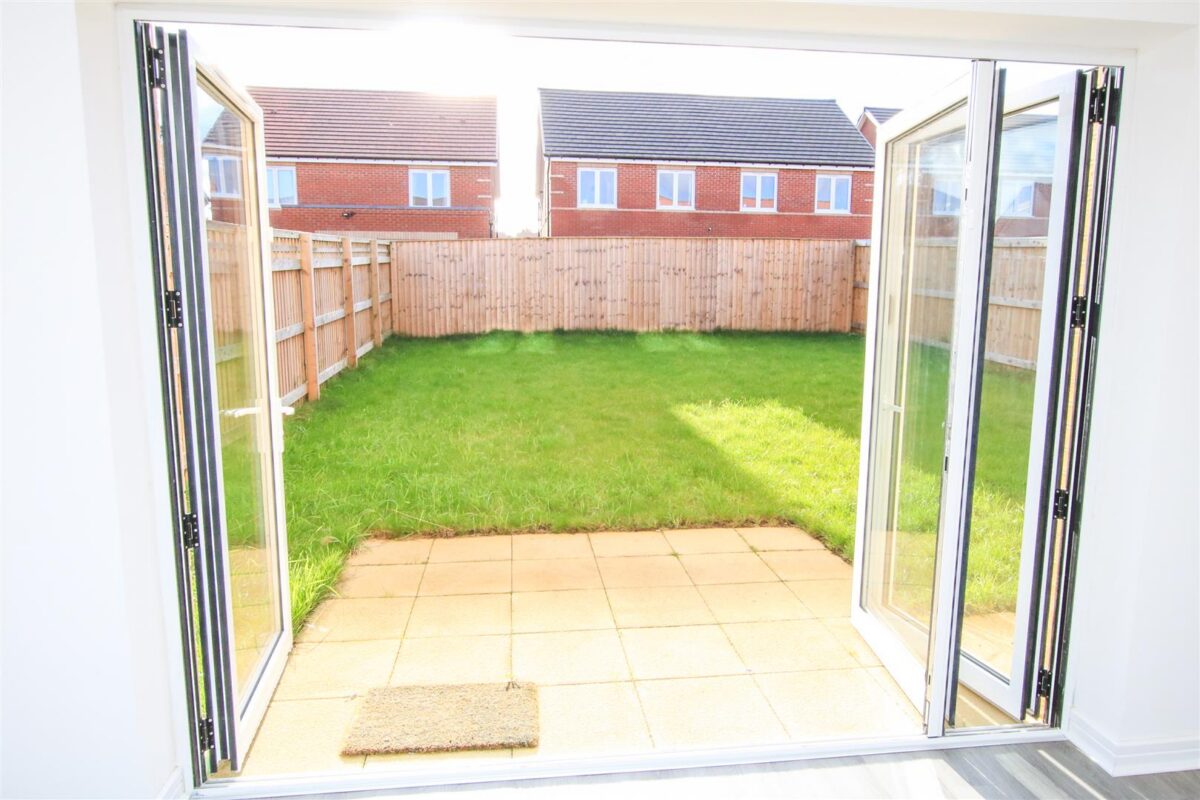 New Hills Road, Doncaster