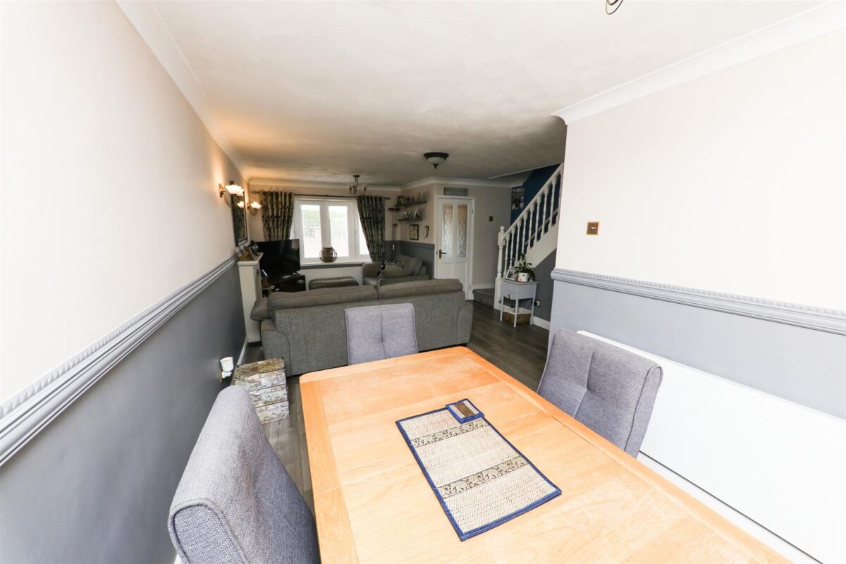 Farringdon Drive, New Rossington, Doncaster
