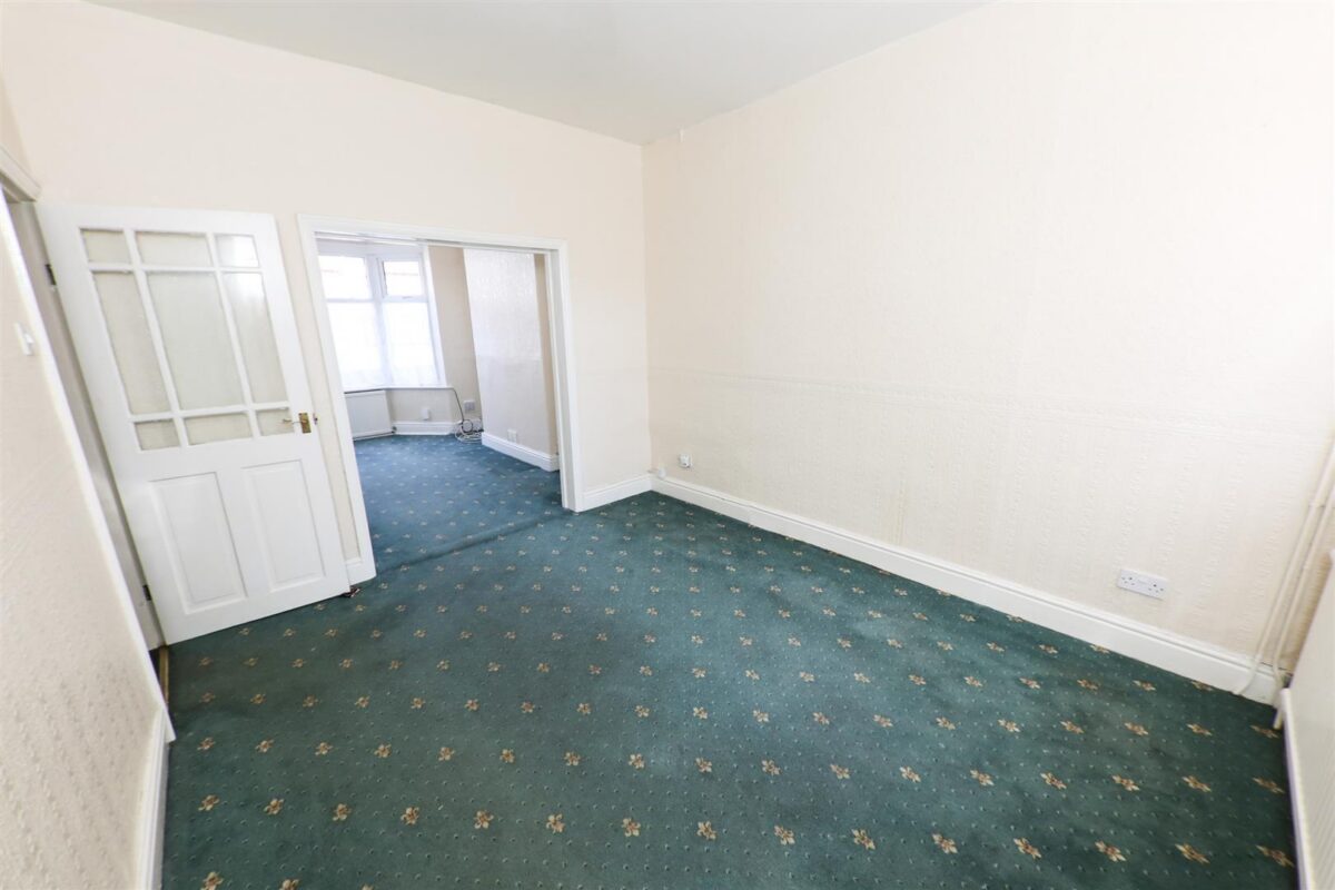 Royston Avenue, Bentley, Doncaster