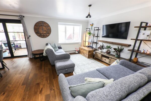 Malham Tarn Court, Lakeside, Doncaster
