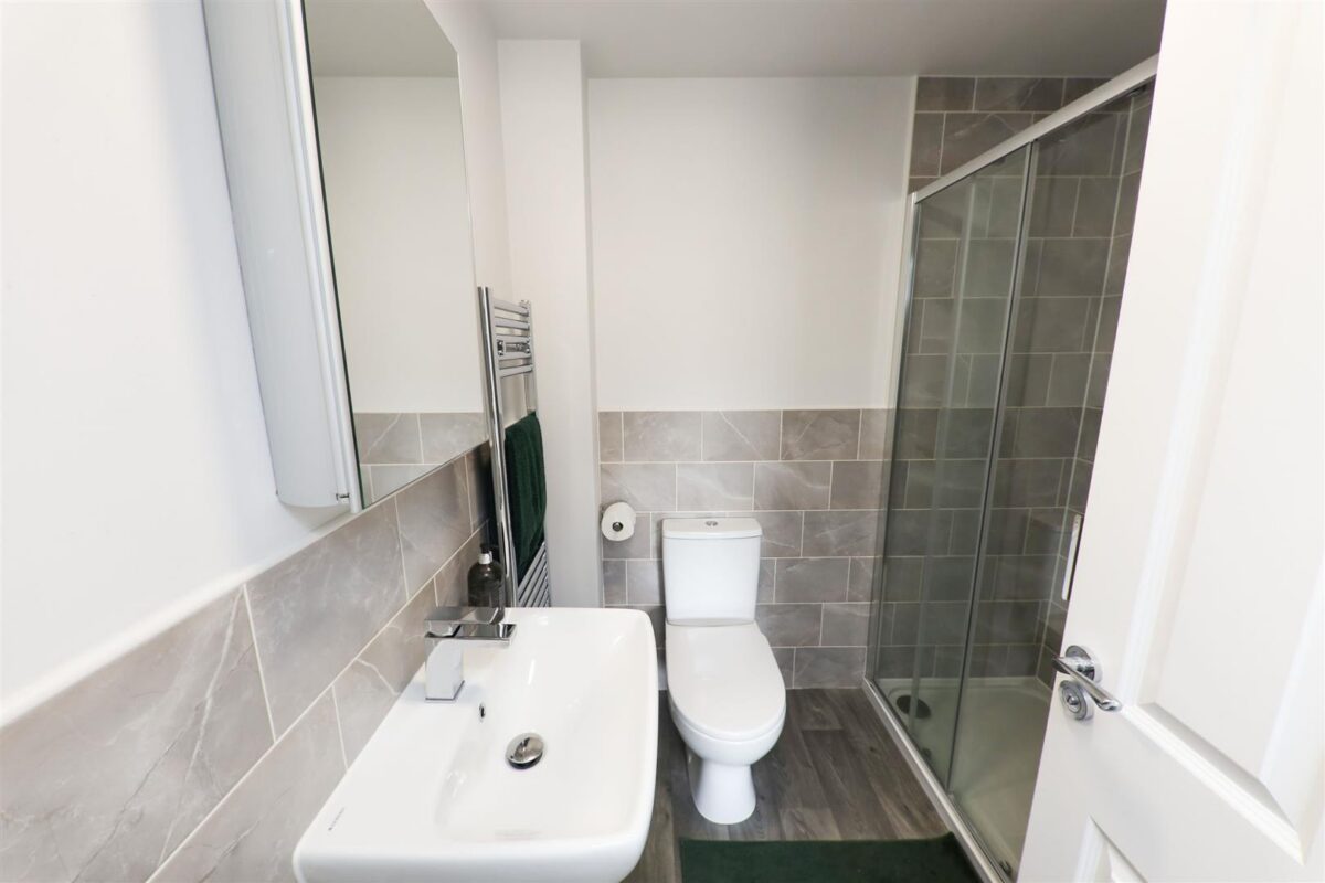 Jenkin Close, New Rossington, Doncaster