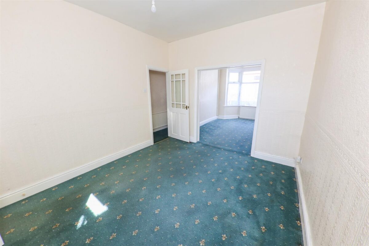 Royston Avenue, Bentley, Doncaster