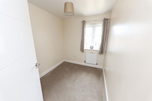 Roxbury Drive, Hatfield, Doncaster