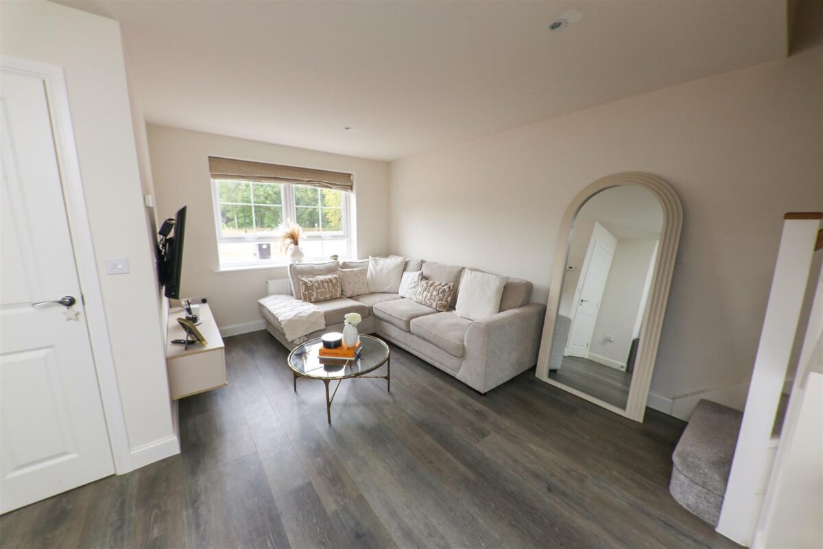 Oxbow Drive, Wheatley, Doncaster
