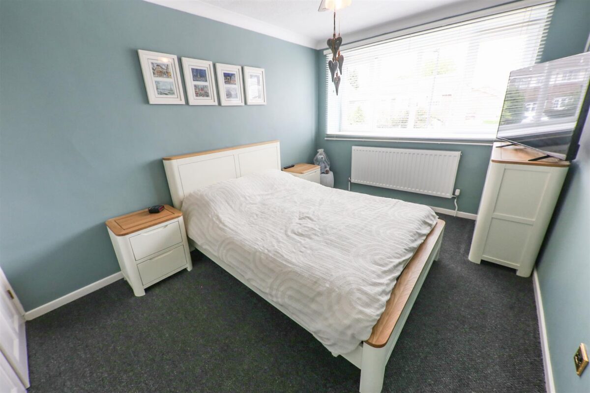 Farringdon Drive, New Rossington, Doncaster