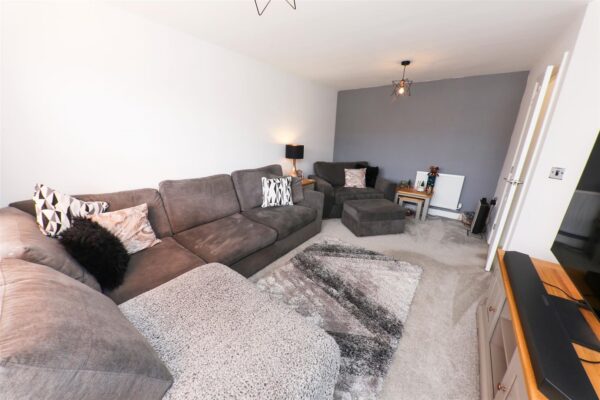 Jenkin Close, New Rossington, Doncaster