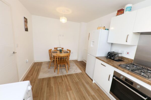 Roxbury Drive, Hatfield, Doncaster