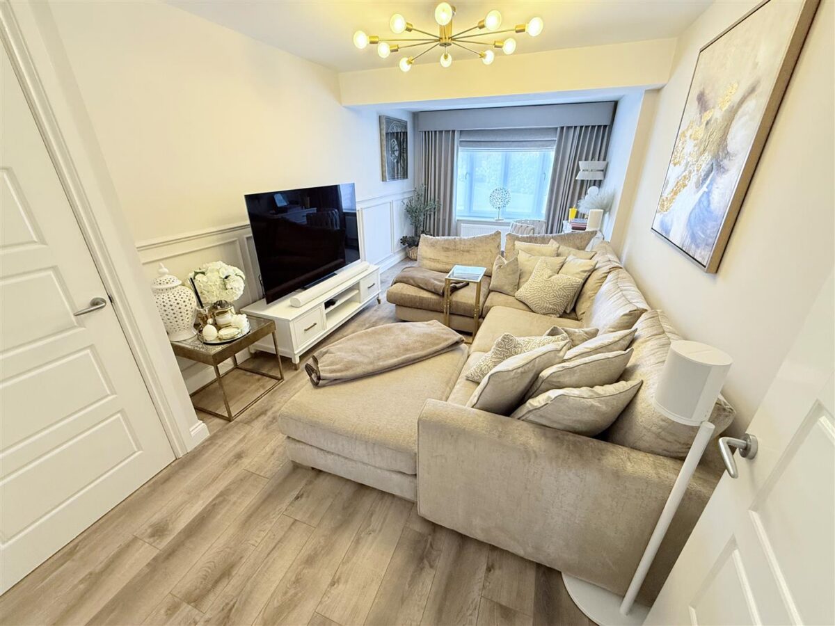 Athelstane Crescent, Edenthorpe, Doncaster