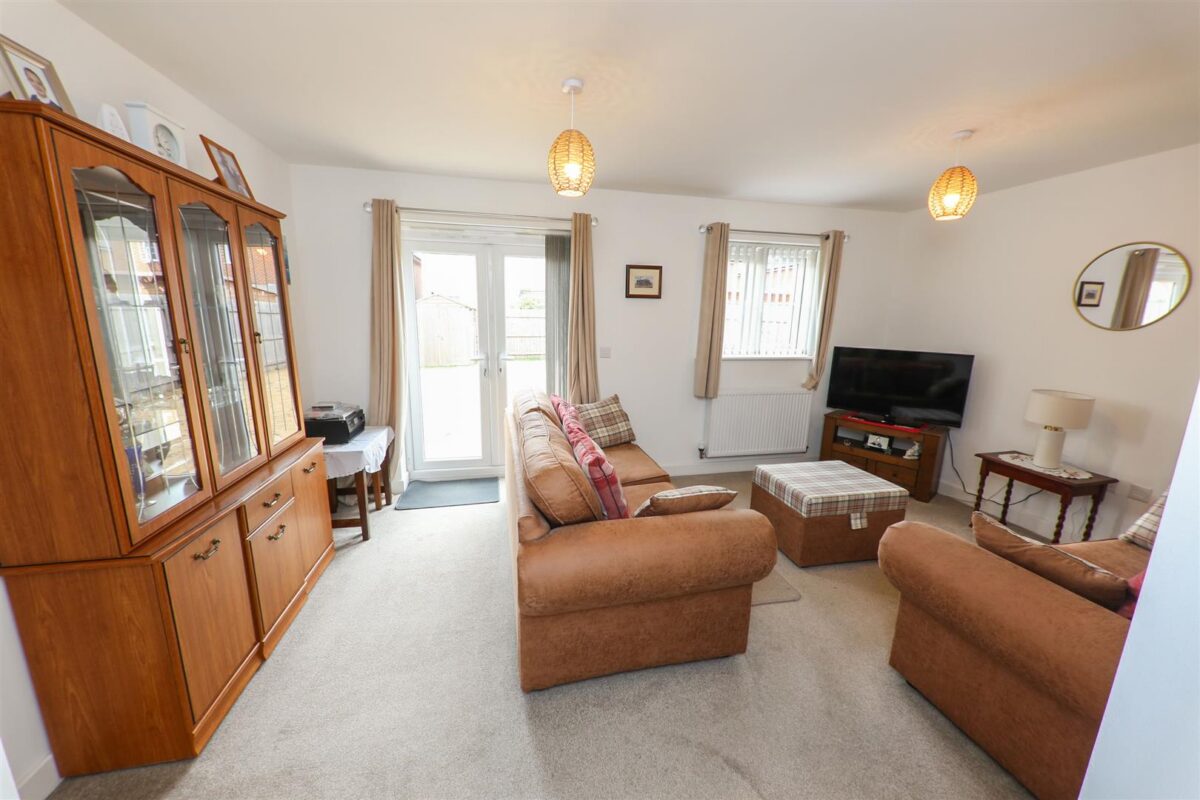 Roxbury Drive, Hatfield, Doncaster
