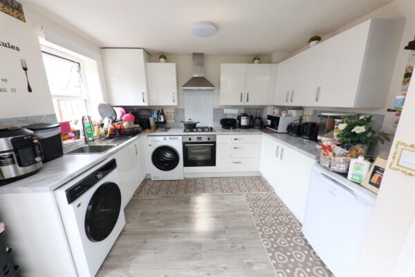 Woodland Crescent, Hatfield, Doncaster