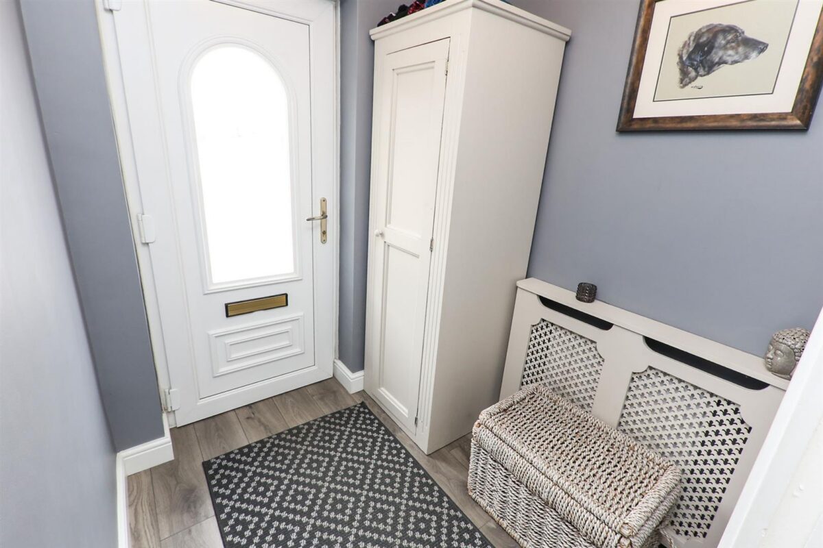 Farringdon Drive, New Rossington, Doncaster