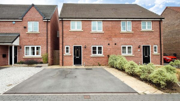 Roxbury Drive, Hatfield, Doncaster