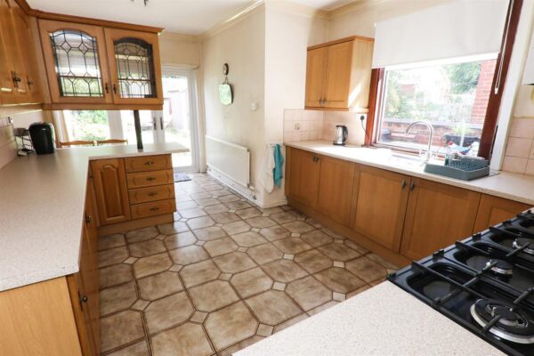 Chequer Road, Hyde Park, Doncaster