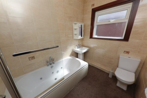 Chequer Road, Hyde Park, Doncaster