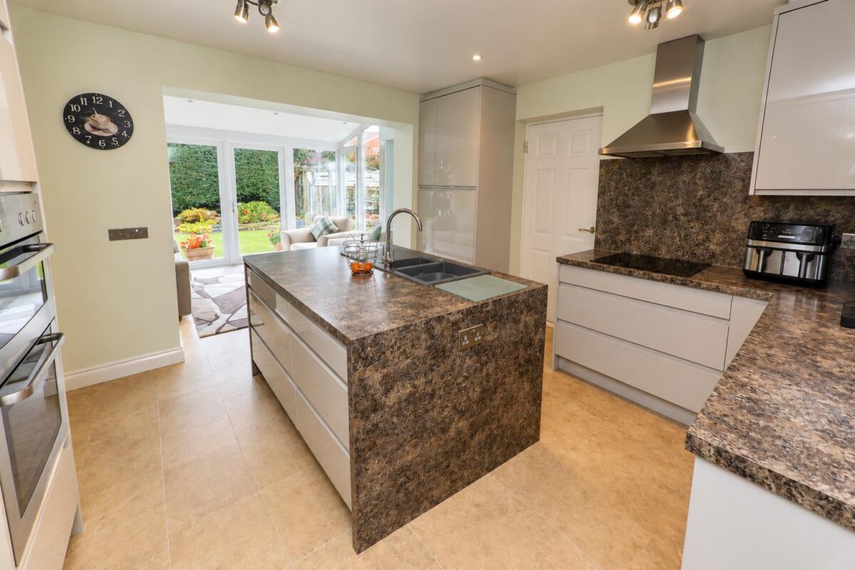 Saundby Close, Bessacarr, Doncaster