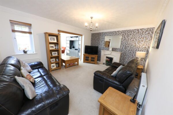 Westminster Drive, Dunsville, Doncaster