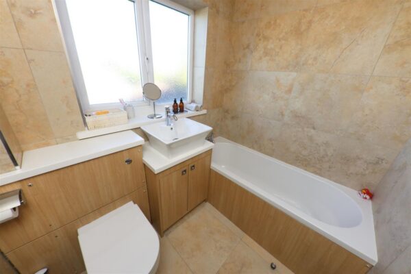 Hall Villa Lane, Toll Bar, Doncaster