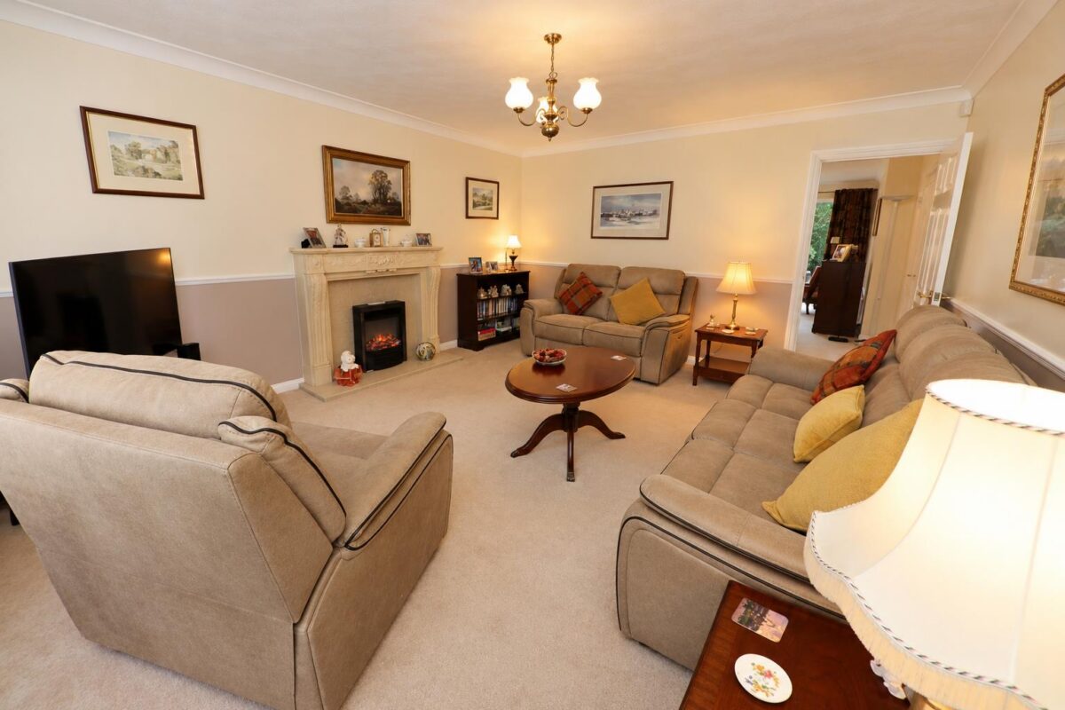 Saundby Close, Bessacarr, Doncaster
